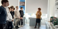 В апатитских школах перед празднованием 80-летия разгрома немецко-фашистских войск в Заполярье прошли уроки мужества - Администрация г. Апатиты
