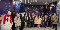 212 детей из школ города Апатиты побывали на губернаторской ёлке! - Администрация г. Апатиты